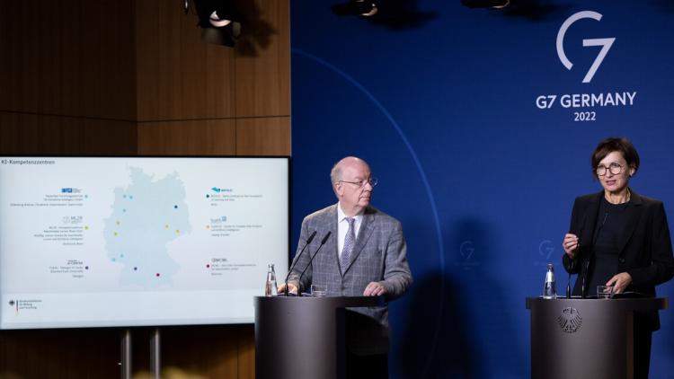 Pressekonferenz zu KI-Kompetenzzentren © BMBF